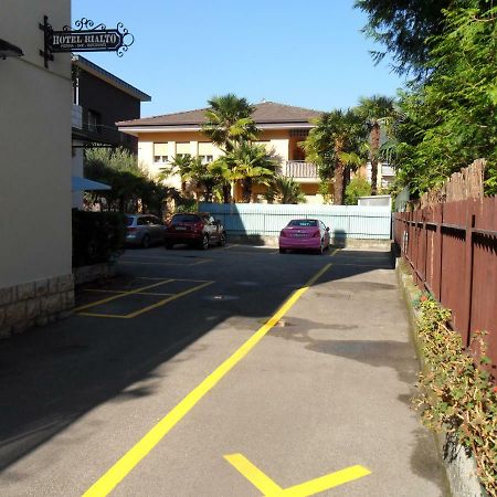 Hotel Rialto Riva del Garda Esterno foto