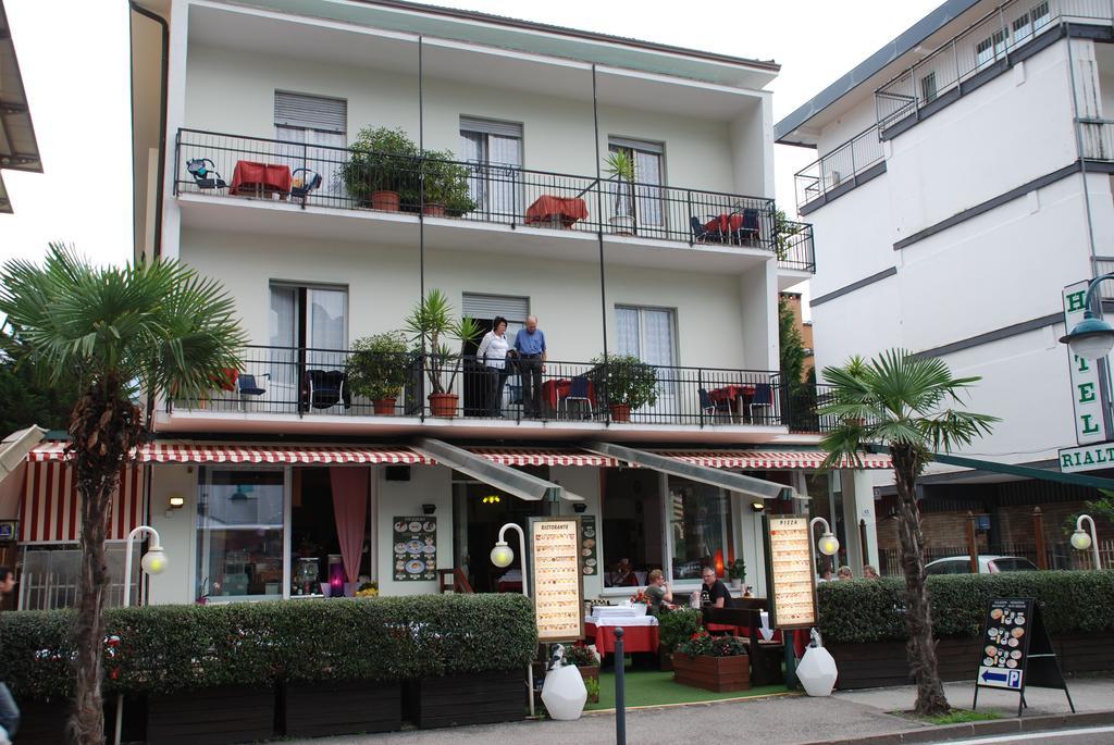 Hotel Rialto Riva del Garda Camera foto